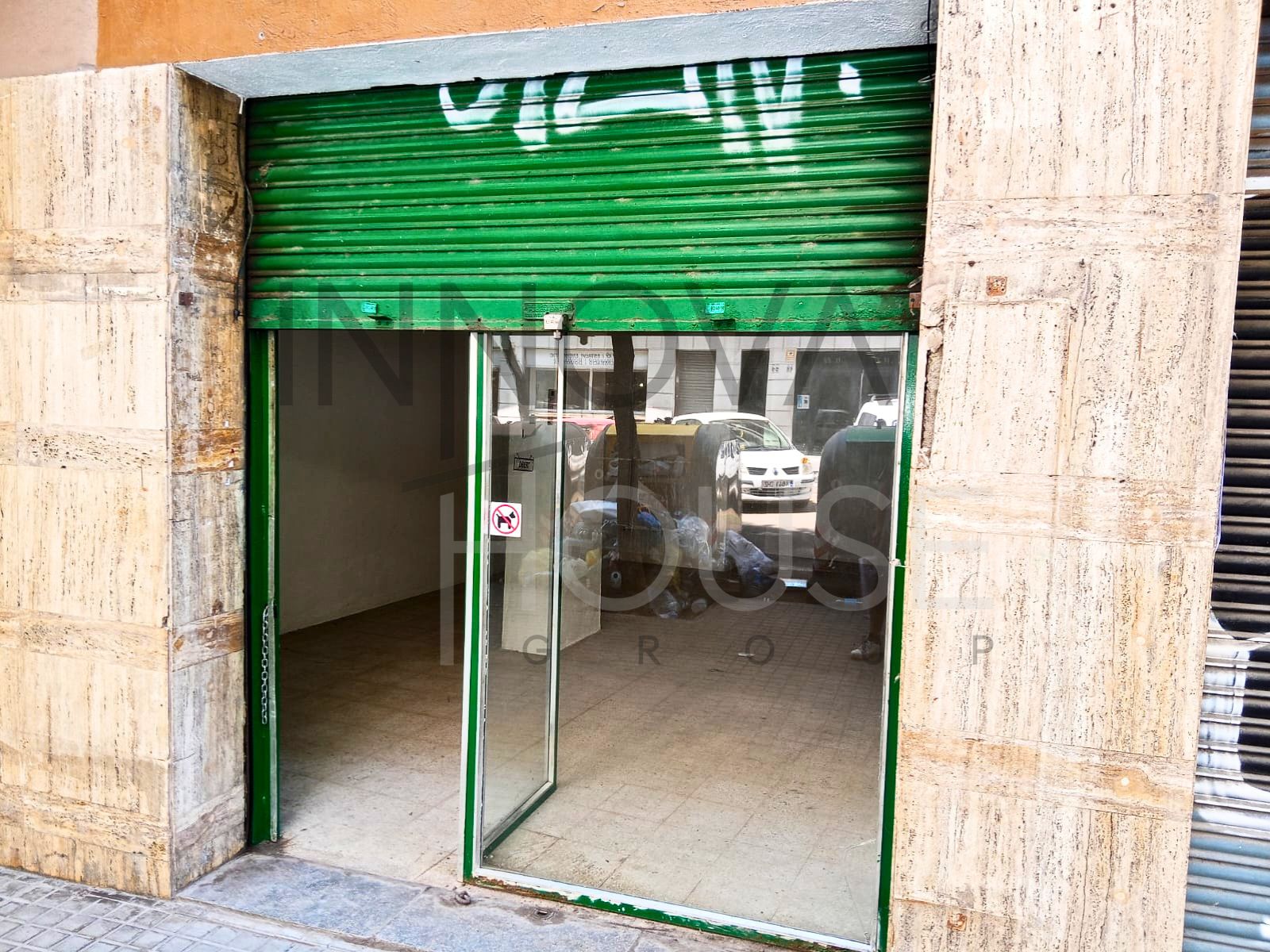 Local comercial a pie de calle a 2 minutos de la Avenida Meridiana
