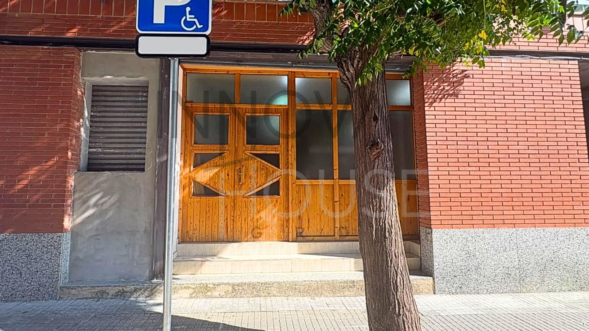 11 (1)